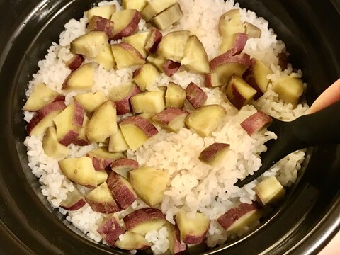 簡単めし 白だしで簡単 さつまいもご飯 レシピ 作り方 By Minpaaa 楽天レシピ 簡単めし 白だしで簡単 さつまいもご飯 レシピ 作り方 By Minpaaa 楽天レシピ